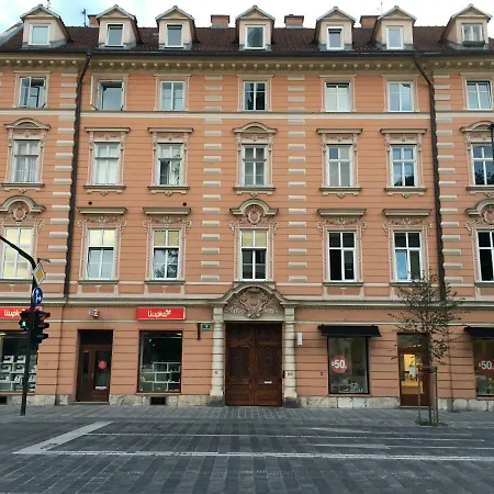 Апартаменты Luxury In The Center Of With Parking *
